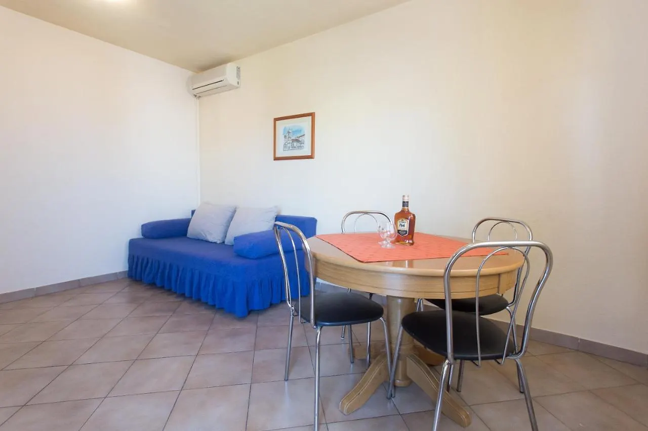 Apartment Gold Trogir 0*,