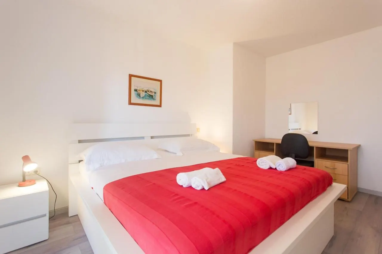 Apartment Gold Trogir 0*,  Croatia